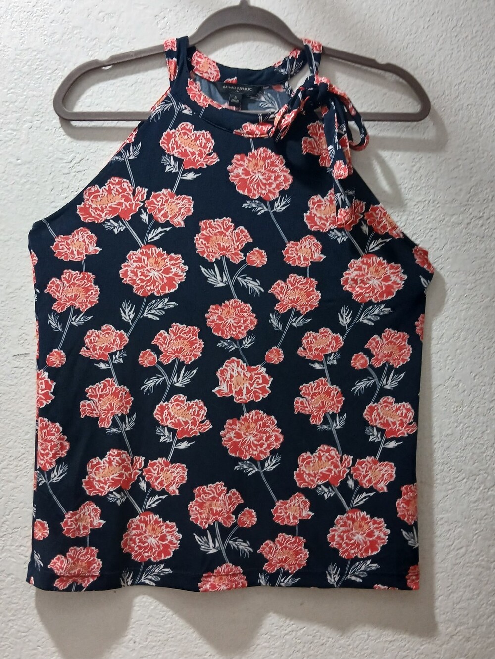 Banana republic Nwot size S Floral Tie-Neck Halter Tank Top - Navy and Coral